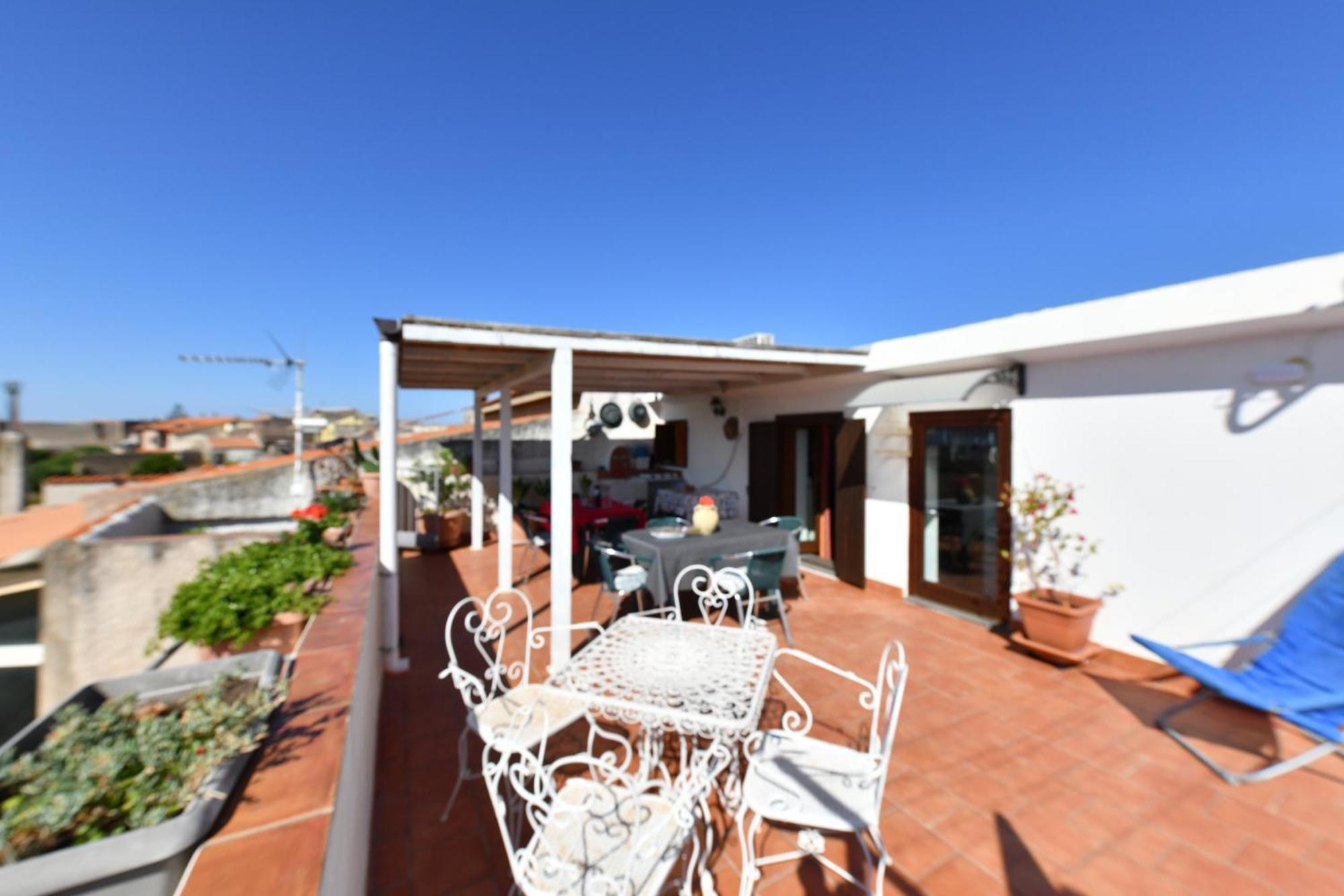 B&B Tredomus Tresnuraghes Bagian luar foto